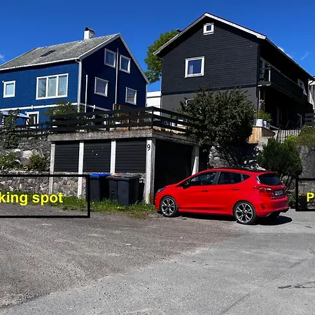Stroken Liten Leilighet I Svolvaer. Exterior photo